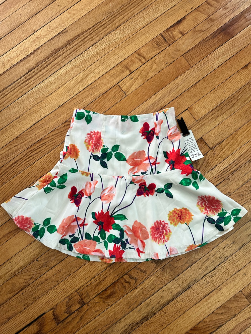 BB Dakota White Floral skirt - Red & Green Print